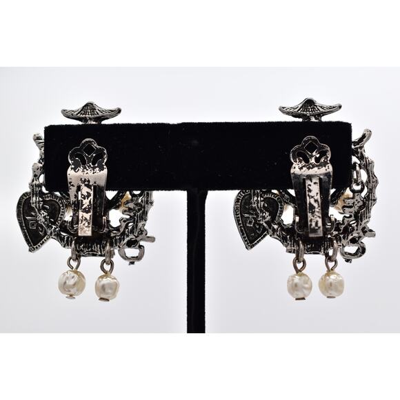 Vintage Chinese Charm Clip On Earrings House Heart Pearl Dangle Pearl 60s BinAF - Picture 10 of 12